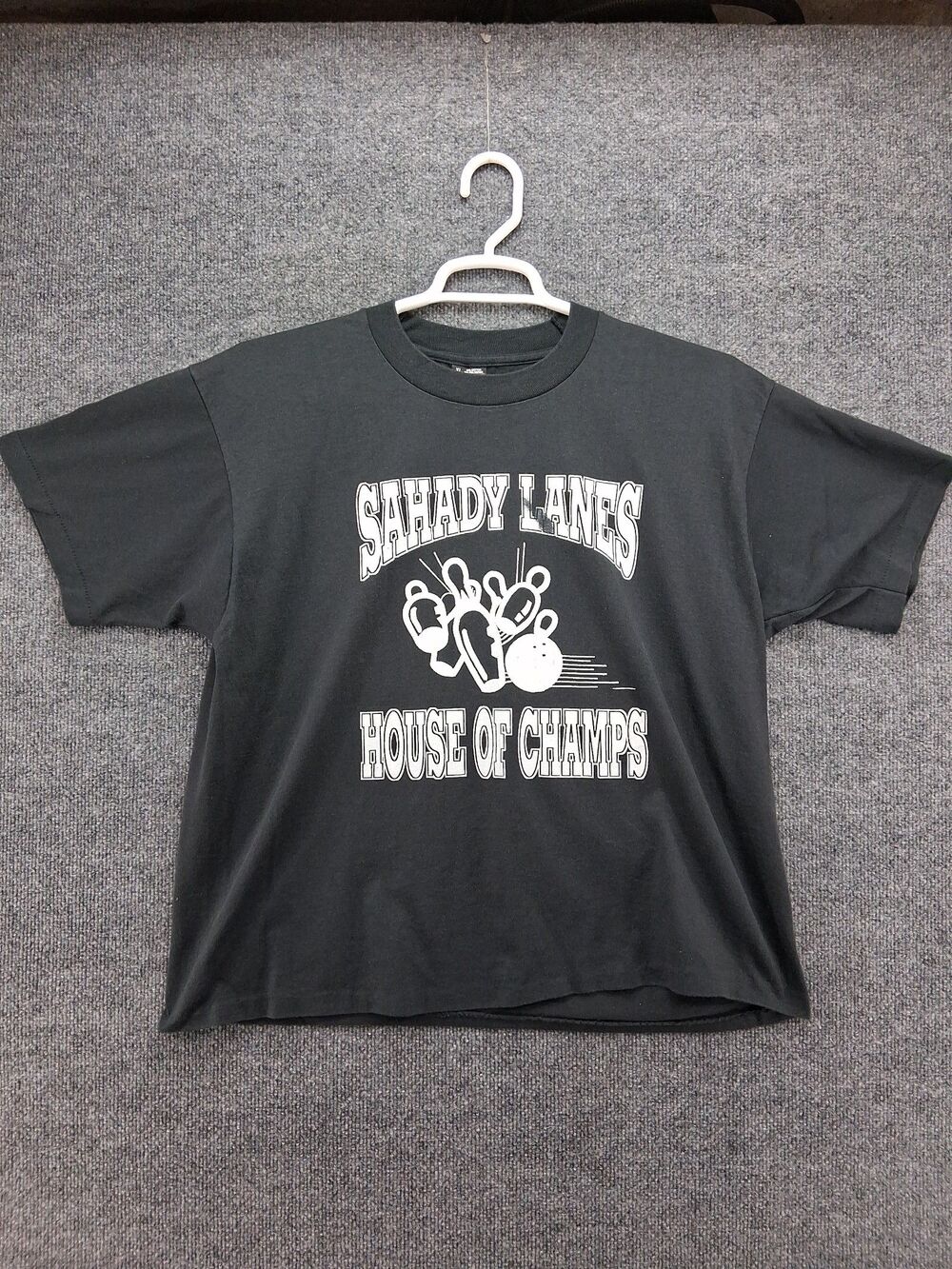 Vintage TShirt Mens XL Sahady Lanes Black Short Sleeve Fruit Loom Best USA